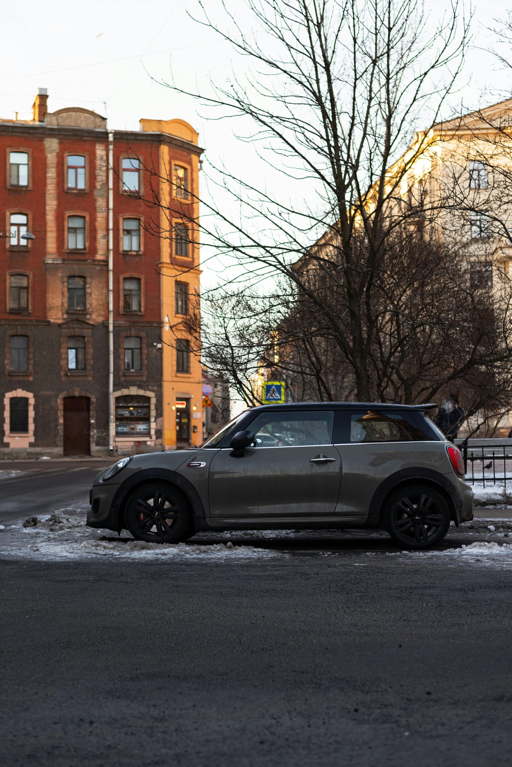 Top Mini-ITX Motherboards for Compact Builds